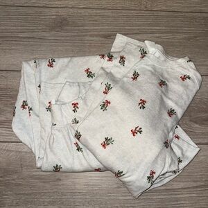 EUC Hollister Lounge Set